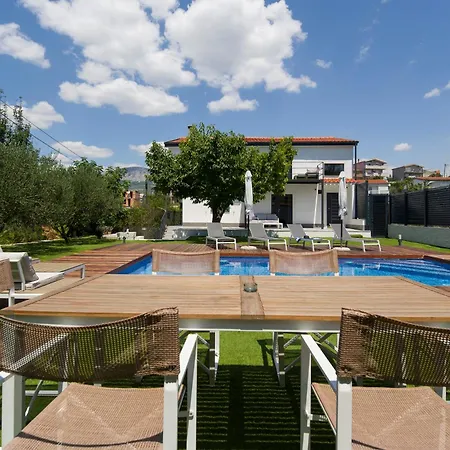Luxury Joy In New - With Heated Pool Lejlighed Split