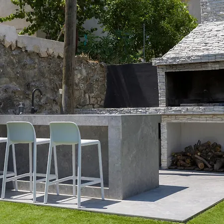 Luxury Joy In New - With Heated Pool Lejlighed
